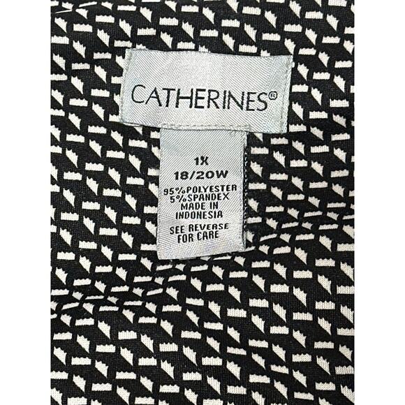 Catherines Plus Size Black White V-Neck Midi Pleated Flowy Dress 1X / 18/20W - Picture 12 of 13